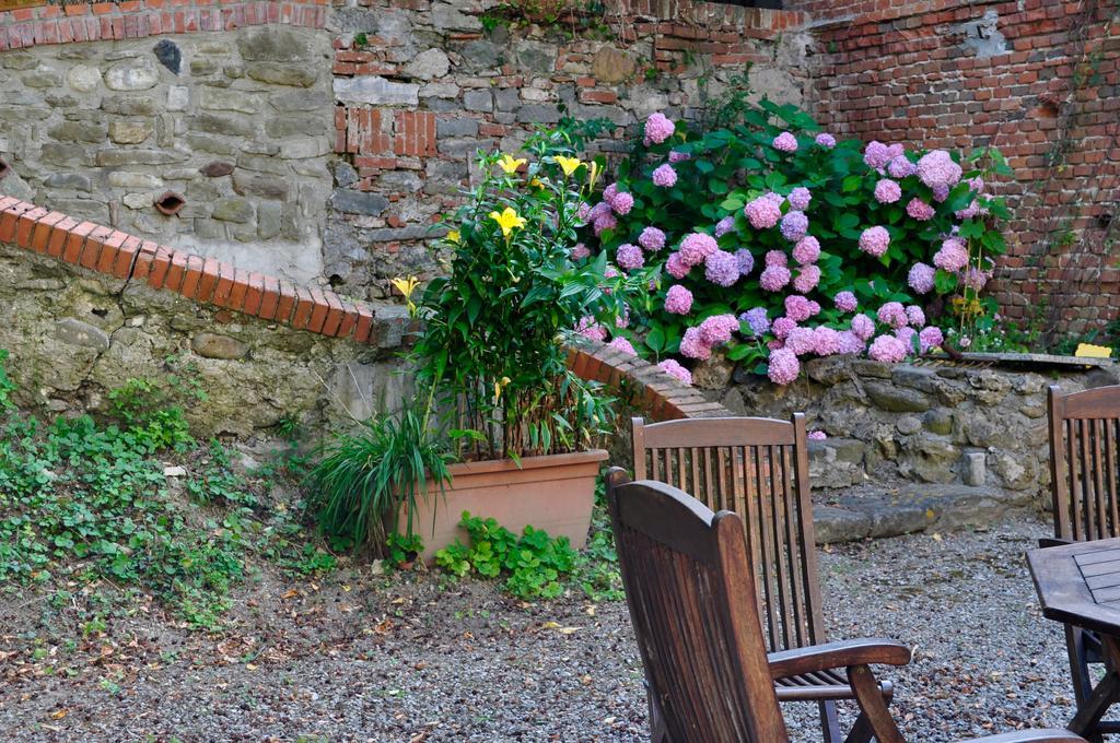 Bed and Breakfast Le Macine Relais Cairo Montenotte Exteriér fotografie